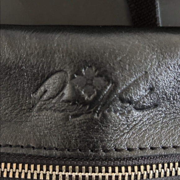 Authentic Patricia Nash Black Embossed Leather Crossbody Bag - Picture 3 of 5